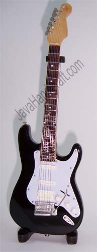 Black Fender Stratocaster -miniature guitar